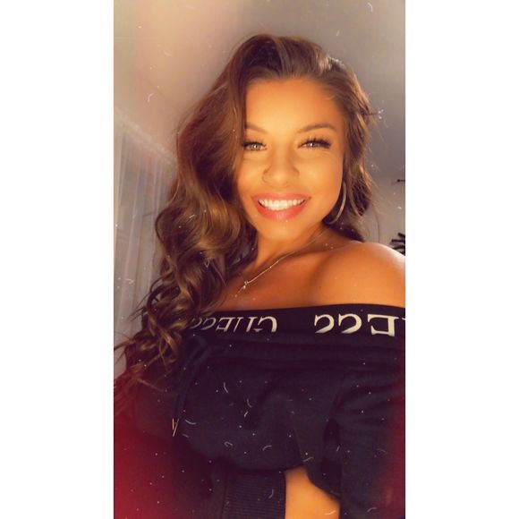 Meet your Posher, Victoria - Picture 1 of 1